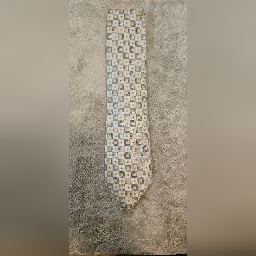 Laurentiis Bennet Adult Light Blue w/squares Necktie